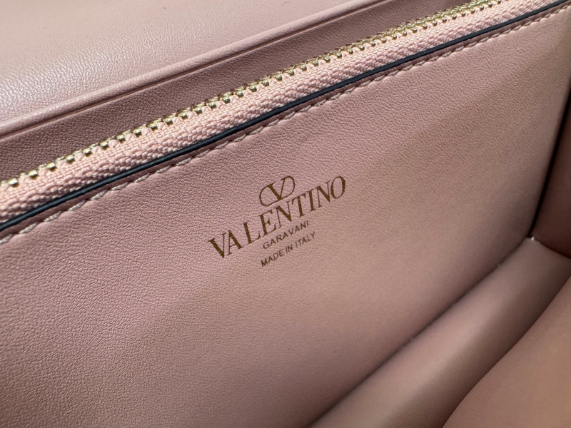 Va1e*ntin0 satchel bag